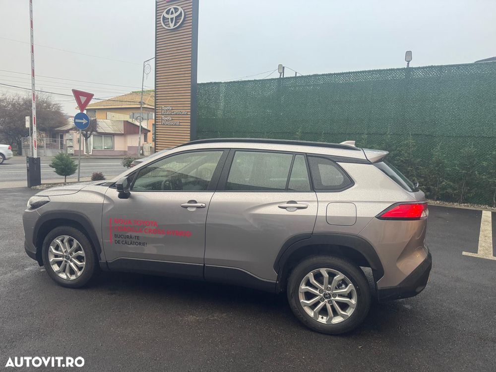 Toyota Corolla Cross - 6