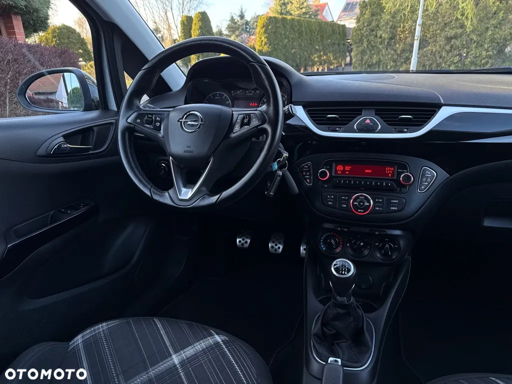 Opel Corsa 1.4 T Cosmo S&S - 19