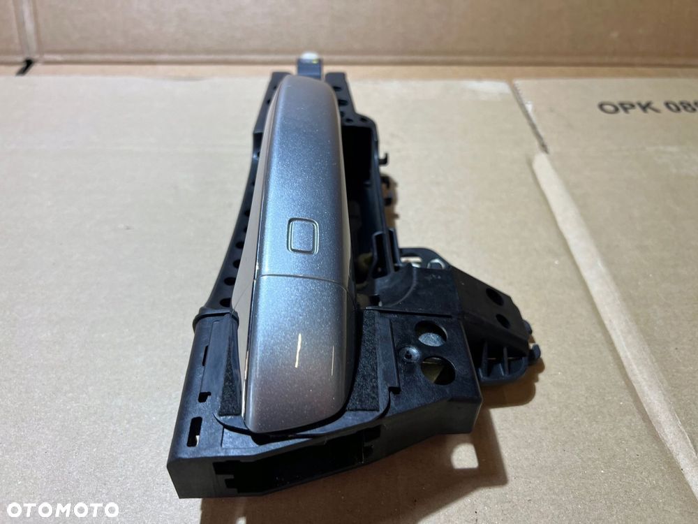 audi a8 d4 klamka ly7g prawy tył podświetlenie keyless go - 3