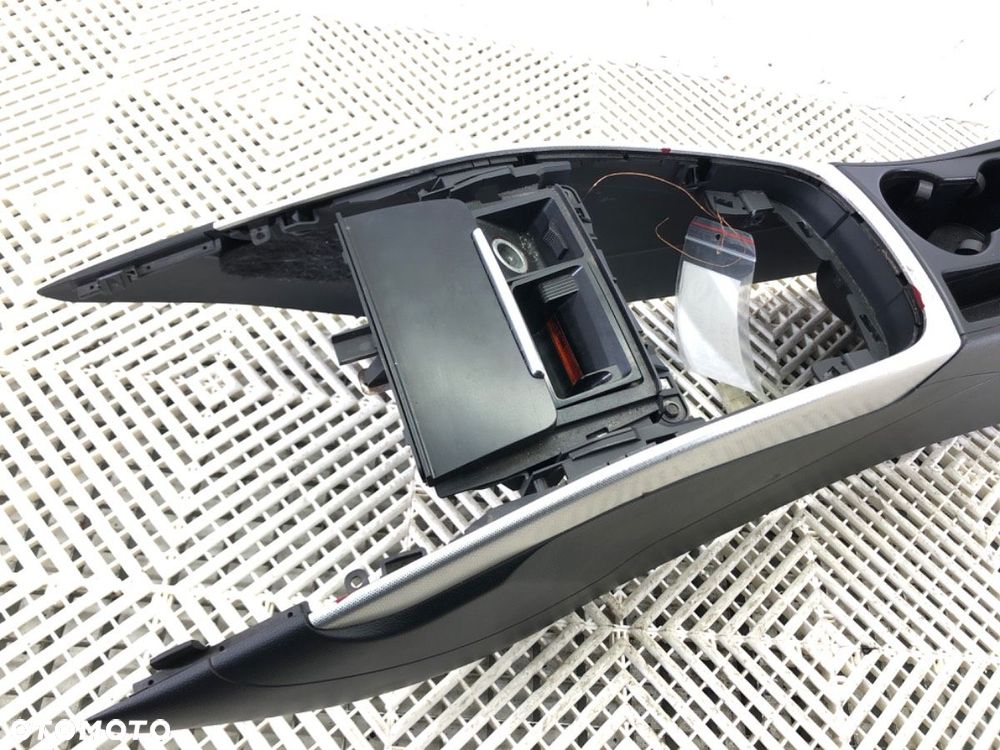 TUNEL ŚRODKOWY  AUDI A5 (8T3) 2007 - 2017 3.0 TDI quattro 176 kW [240 KM] olej napędowy 2007 - - 3