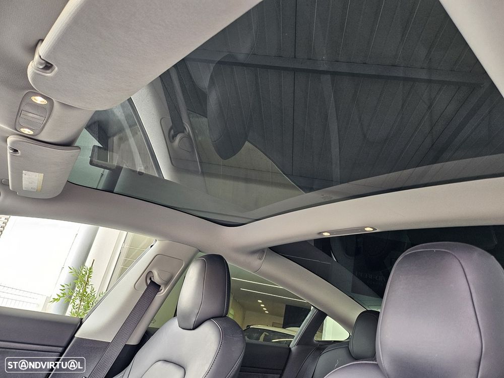 Tesla Model 3 Standard Range Plus RWD - 31