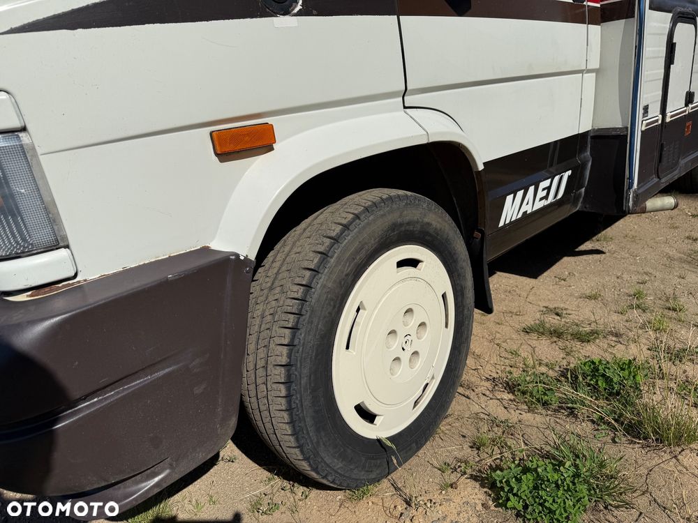 Peugeot J5 - 35