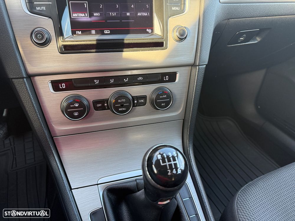 VW Golf Variant 1.6 TDi BlueMotion Trendline - 12