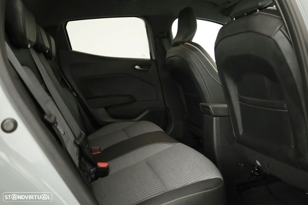 Renault Clio 1.0 TCe Techno Bi-Fuel - 22