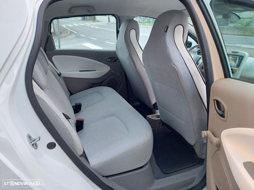 Renault Zoe (s/ Bateria) 41 kwh Intens - 7