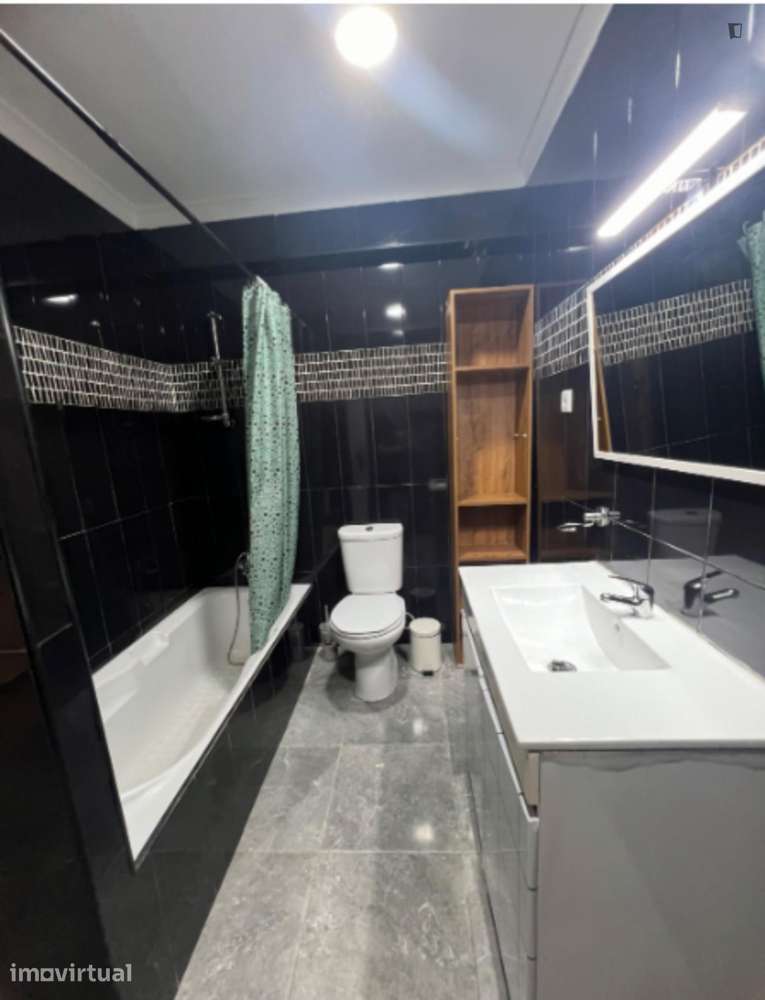 Quarto - localizado em Caldas da rainha - Grande imagem: 3/5