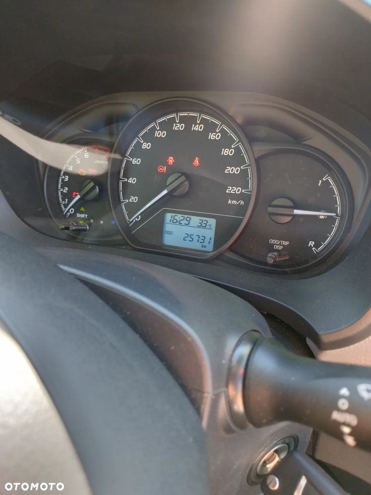 Toyota Yaris 1.0 Active - 4