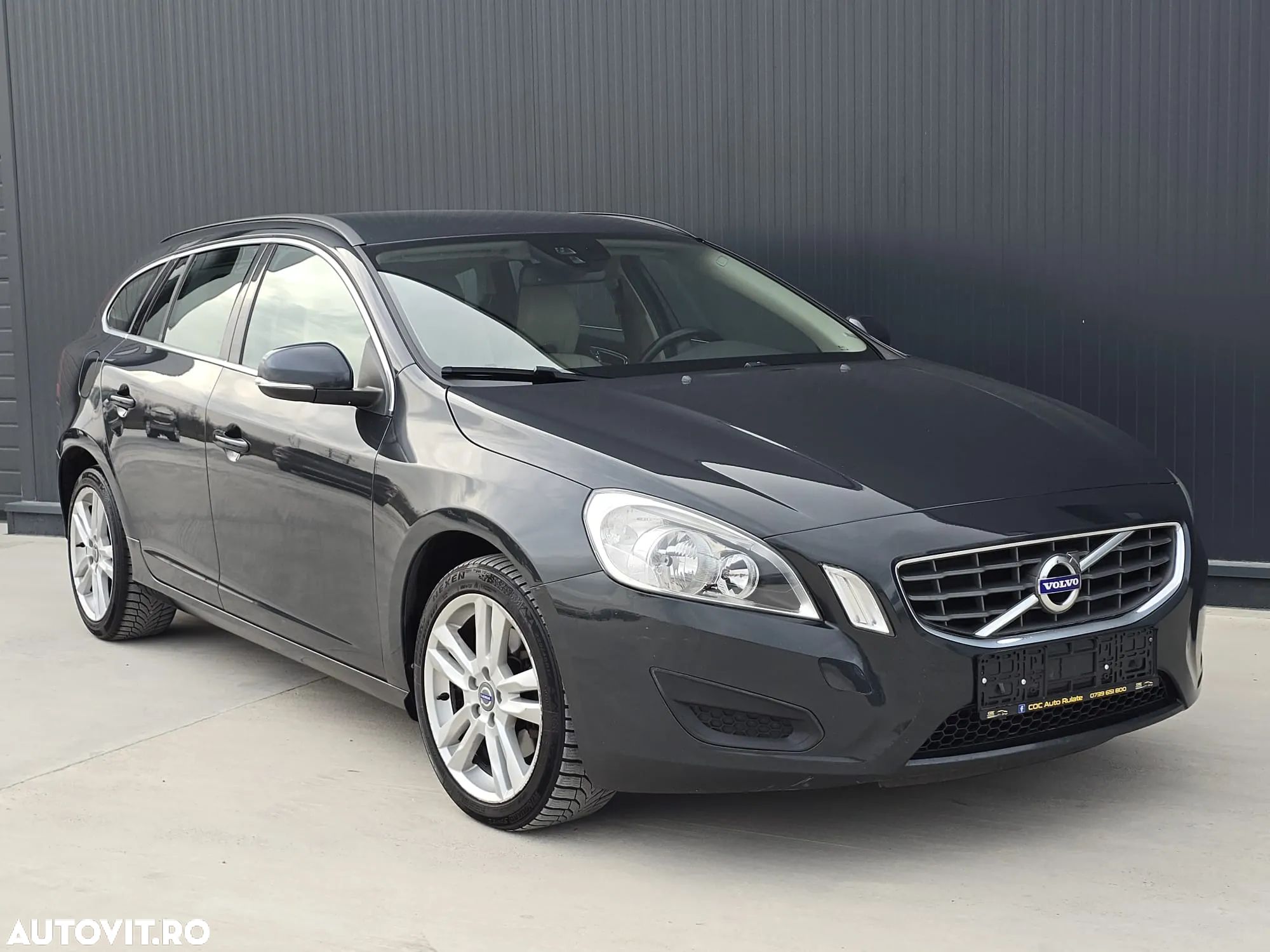 Volvo V60 D3 Start-Stop Momentum - 1