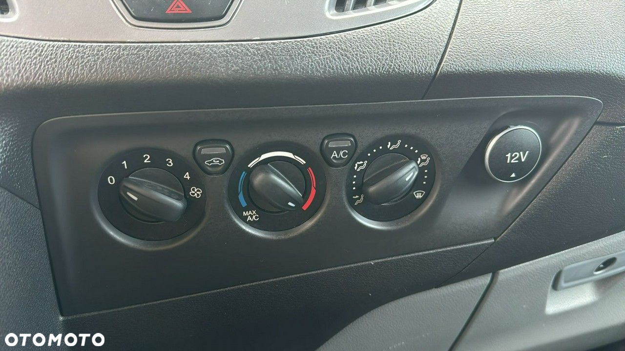 Ford Transit Custom - 8