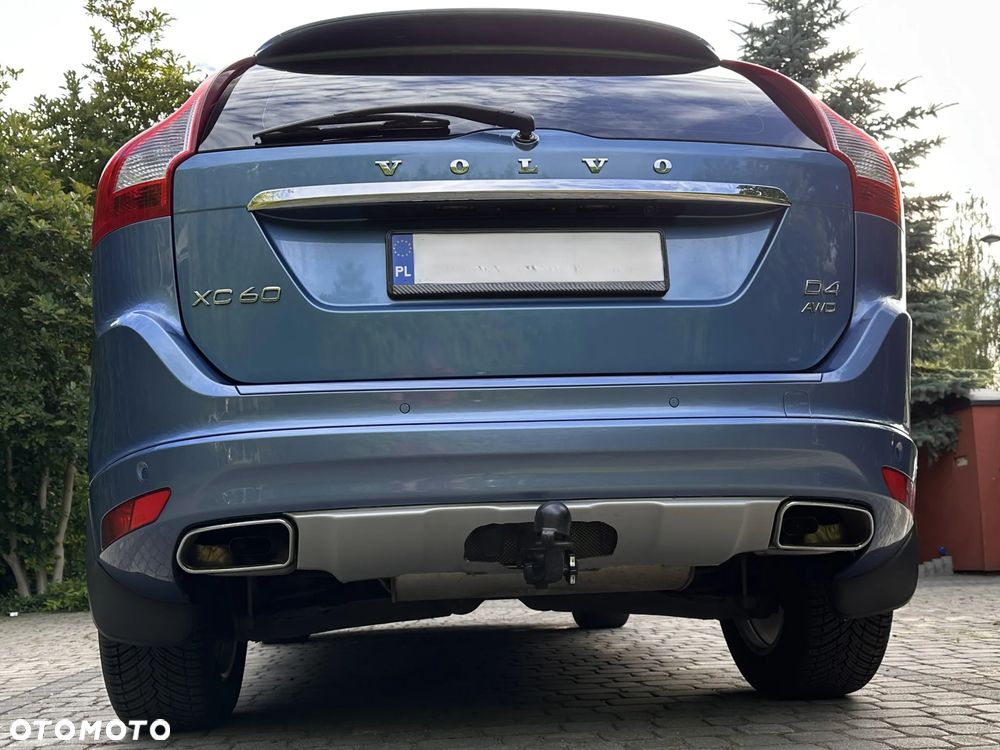 Volvo XC 60 D4 AWD Summum - 4