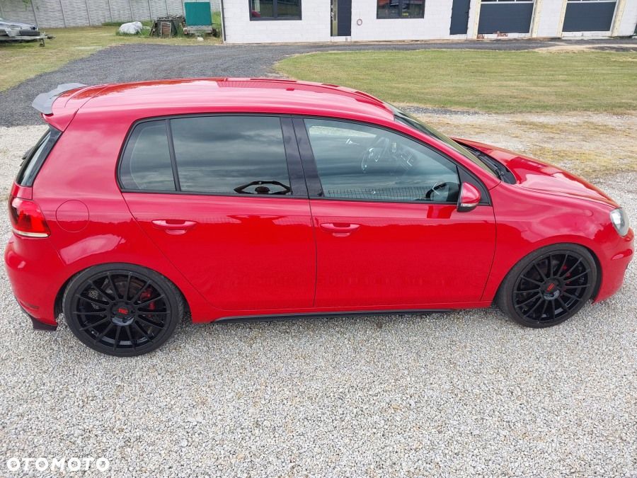 Volkswagen Golf 2.0 GTI - 13