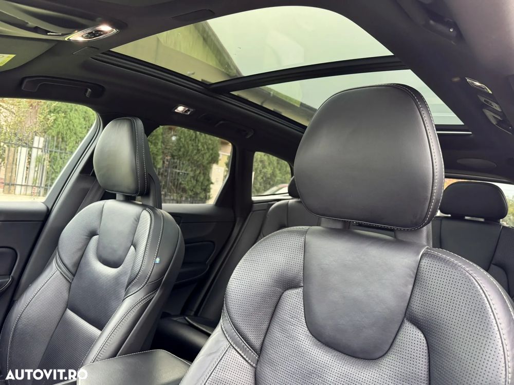 Volvo XC 60 T8 Twin Engine AWD Geartronic Inscription - 9