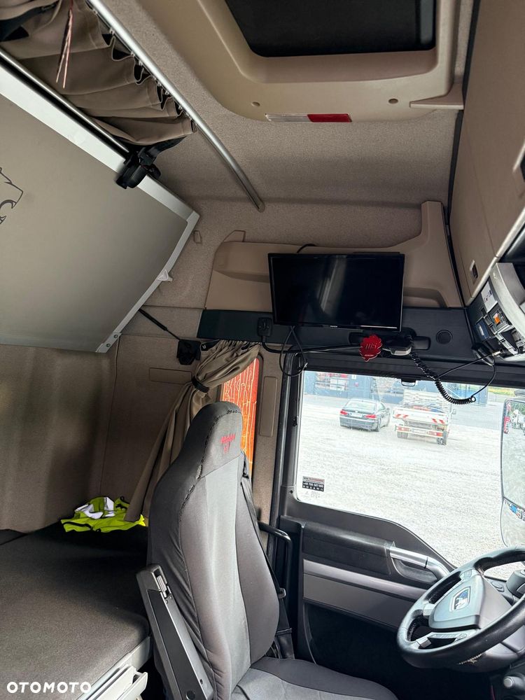 MAN TGX - 8