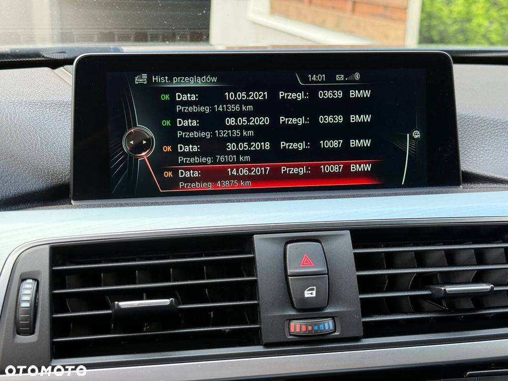 BMW Seria 3 320d Sport Line - 37