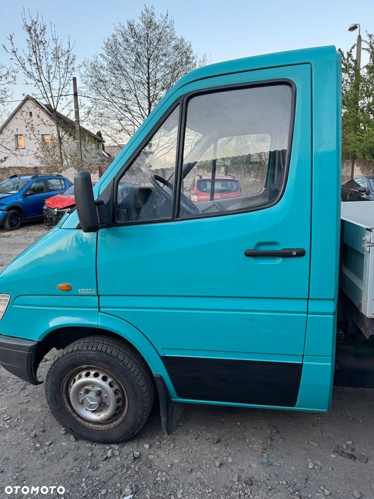 Mercedes-Benz Sprinter - 8