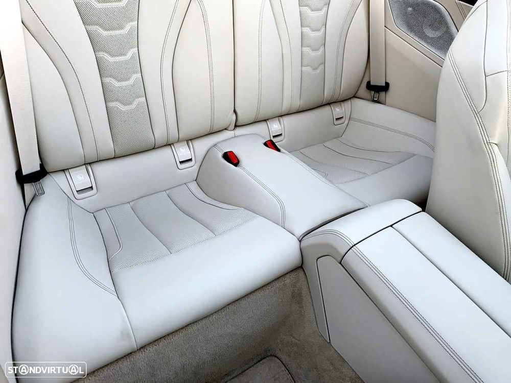 BMW M850i xDrive - 37