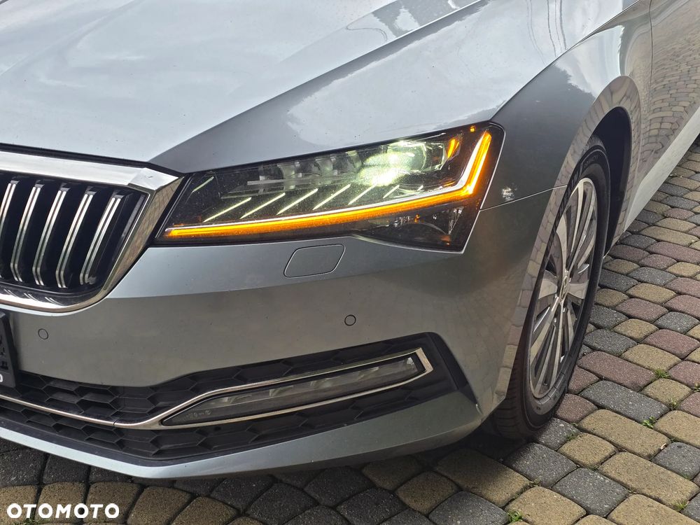 Skoda Superb 2.0 TDI Style DSG - 9