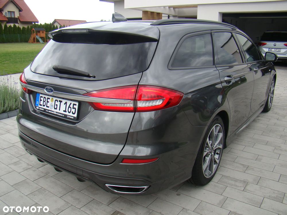 Ford Mondeo 2.0 EcoBlue ST-Line - 11