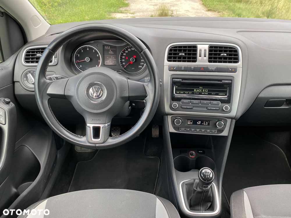 Volkswagen Polo - 17