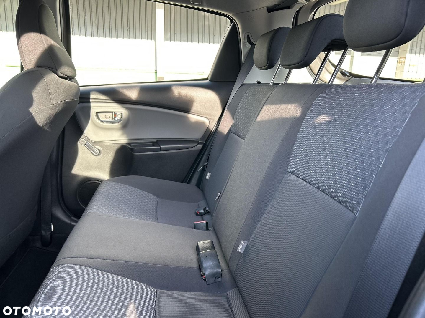 Toyota Yaris 1.33 Premium EU6 - 10