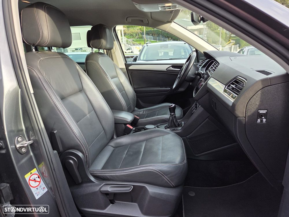 VW Tiguan 2.0 TDI Confortline - 16