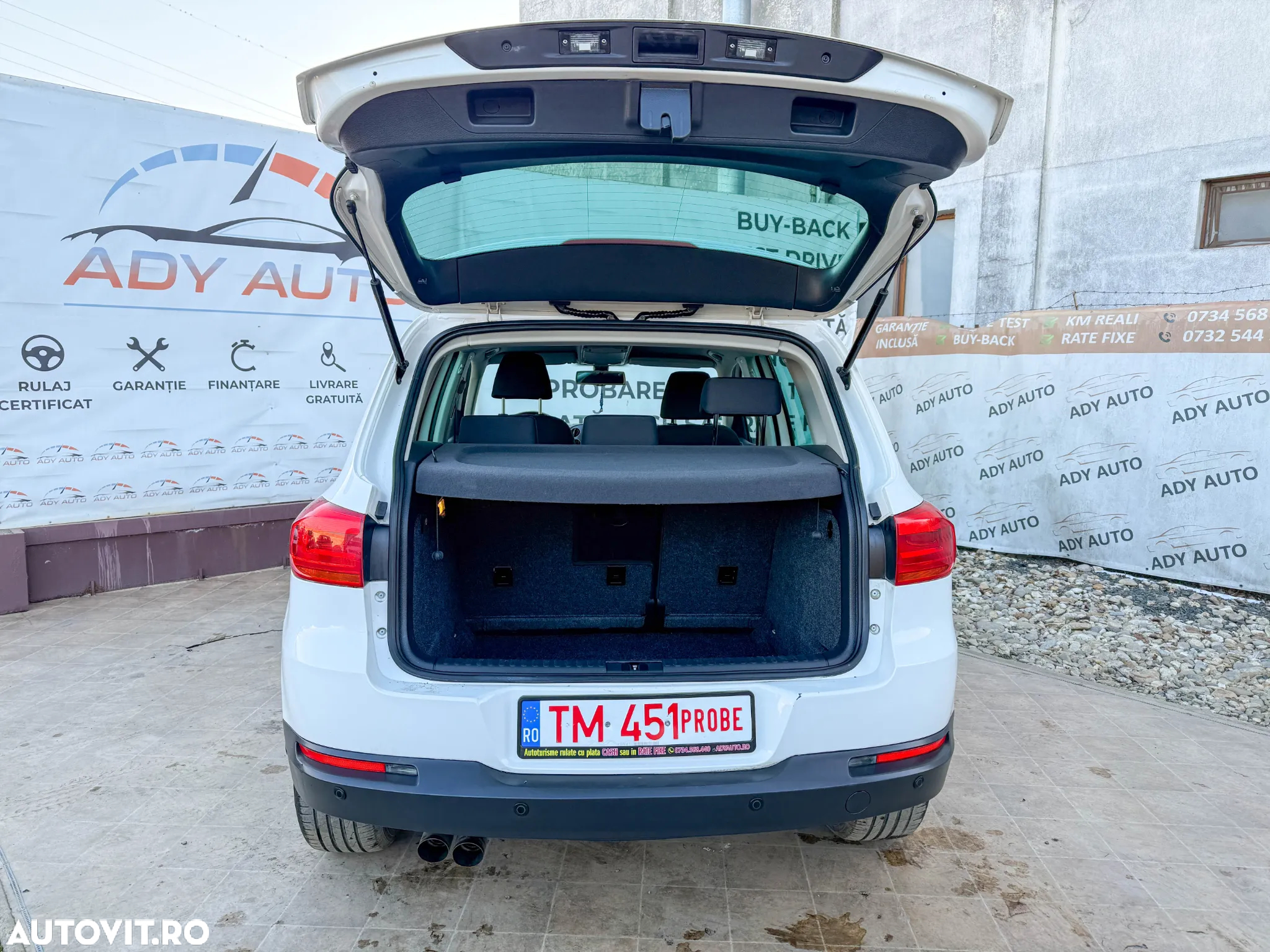 Volkswagen Tiguan 2.0 TDI DPF BlueMotion Technology Sport & Style - 15
