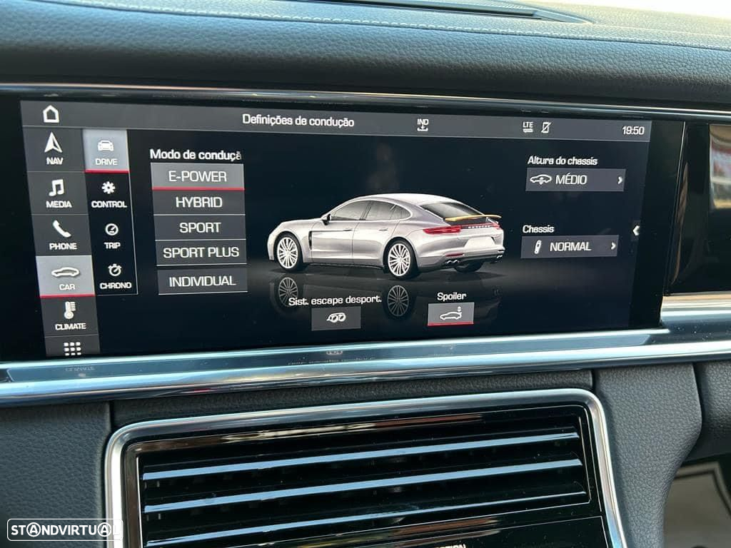 Porsche Panamera 4 E-Hybrid 10 Years Edition - 14
