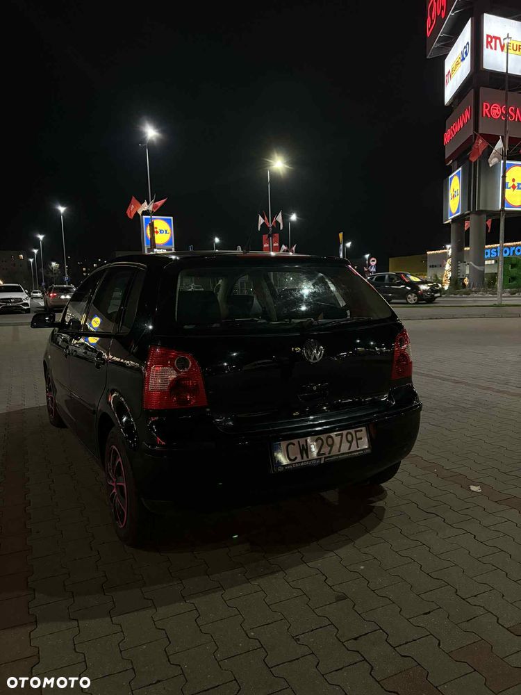 Volkswagen Polo - 2