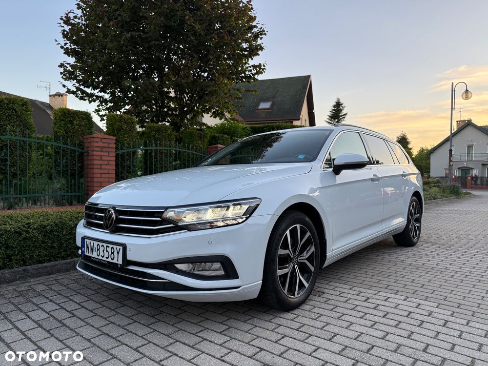 Volkswagen Passat 1.5 TSI EVO Business - 1