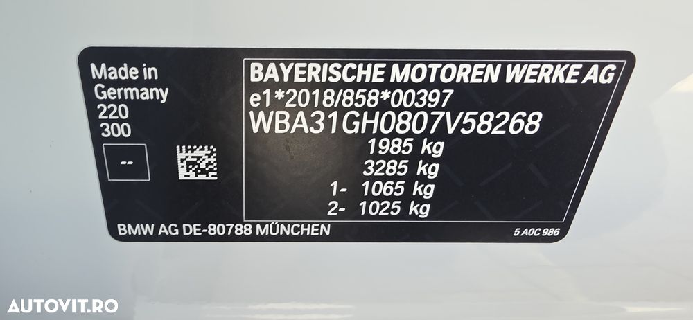 BMW Seria 2 220i Aut. - 9