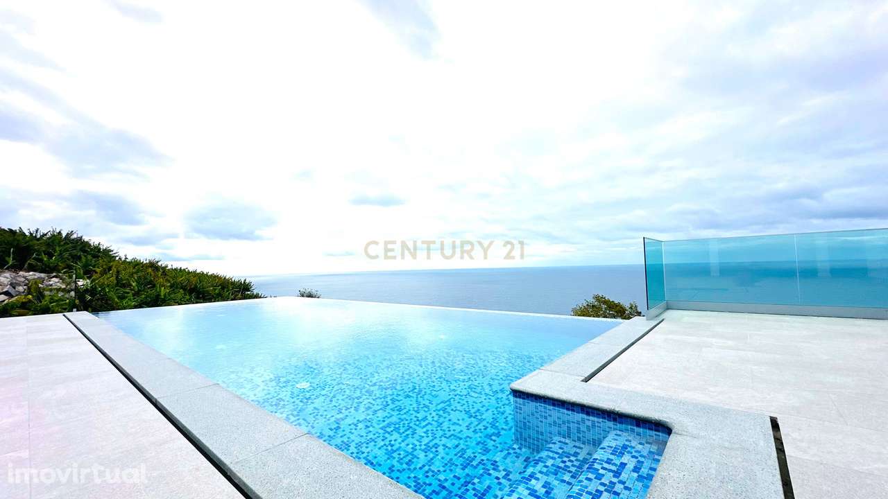 Casa Isolada Moderna na Calheta, Ilha da Madeira - Grande imagem: 2/40