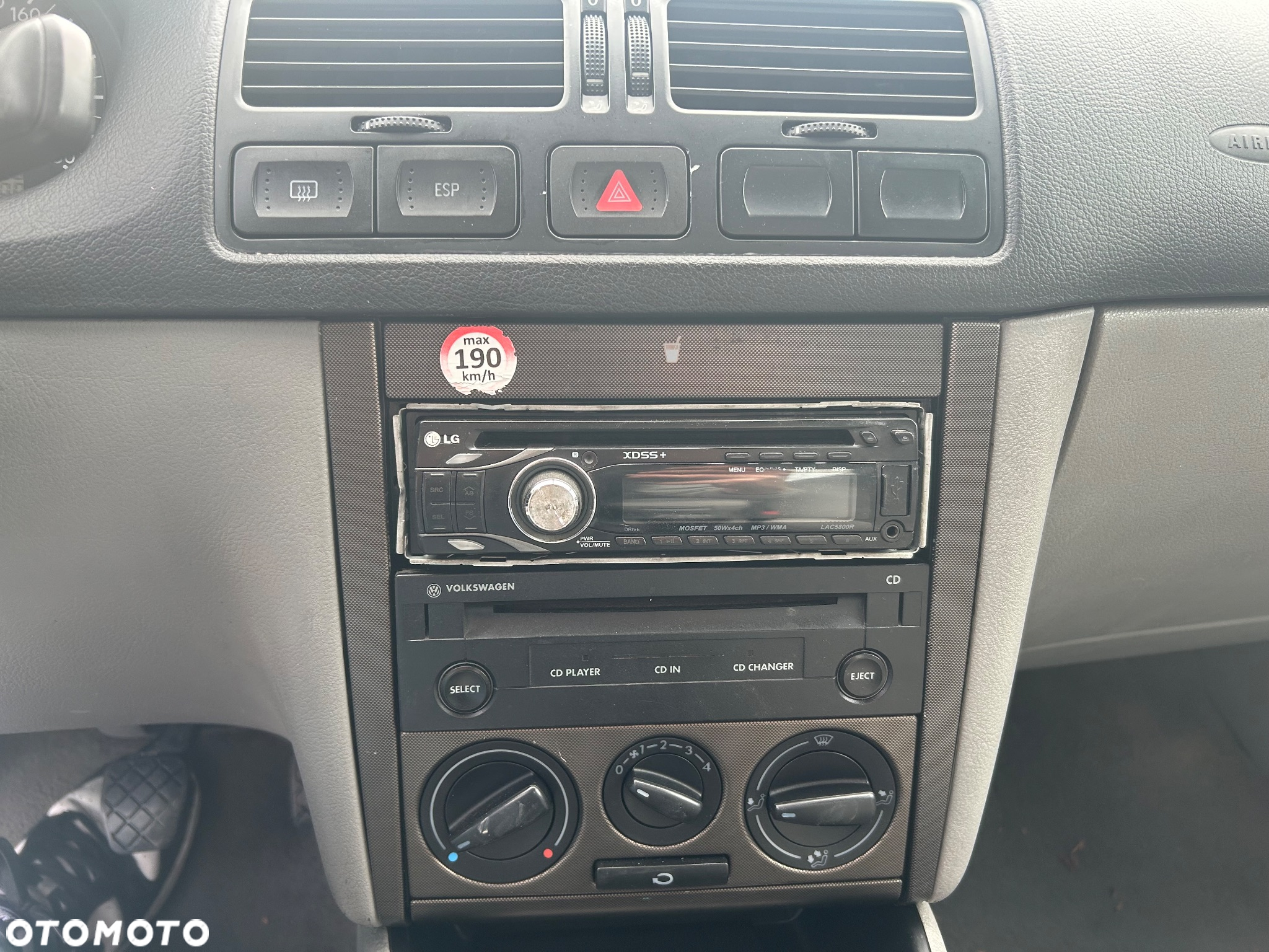 Volkswagen Bora 1.6 - 22