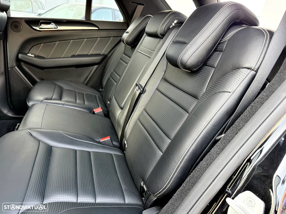 Mercedes-Benz ML 63 AMG 4Matic SpeedshiftFT 7G-TRONIC Performance Package - 34