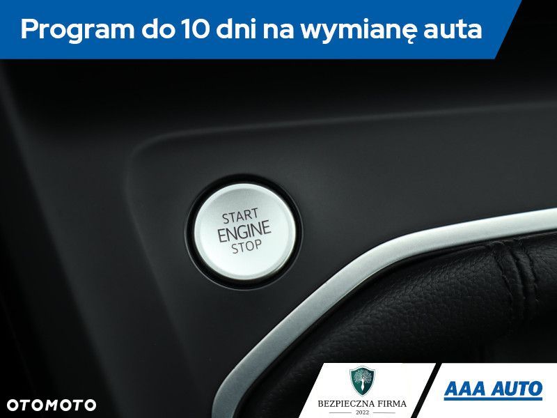 Volkswagen Golf - 19