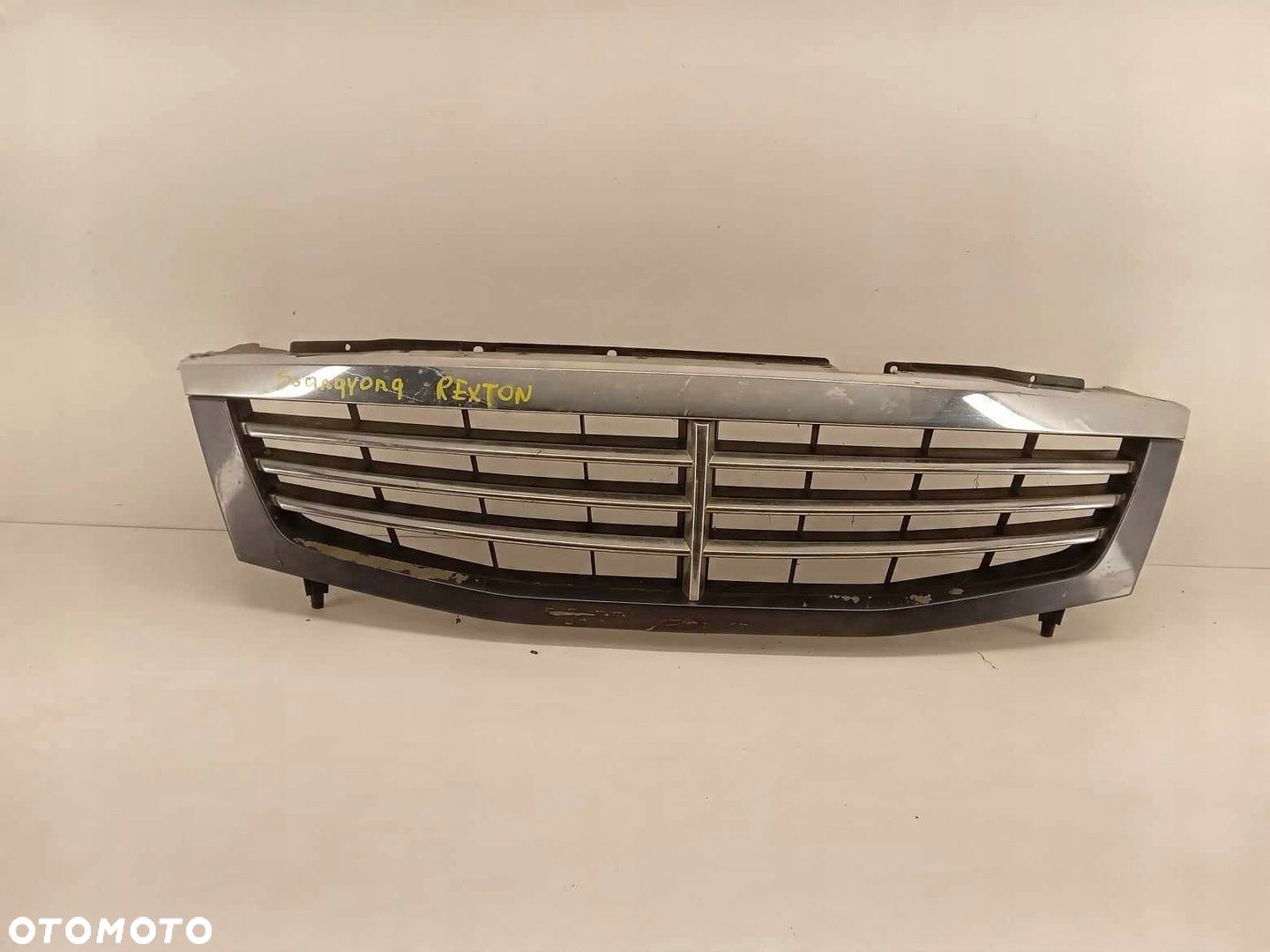 GRILL ATRAPA CHŁODNIC SSANGYONG REXTON - 1