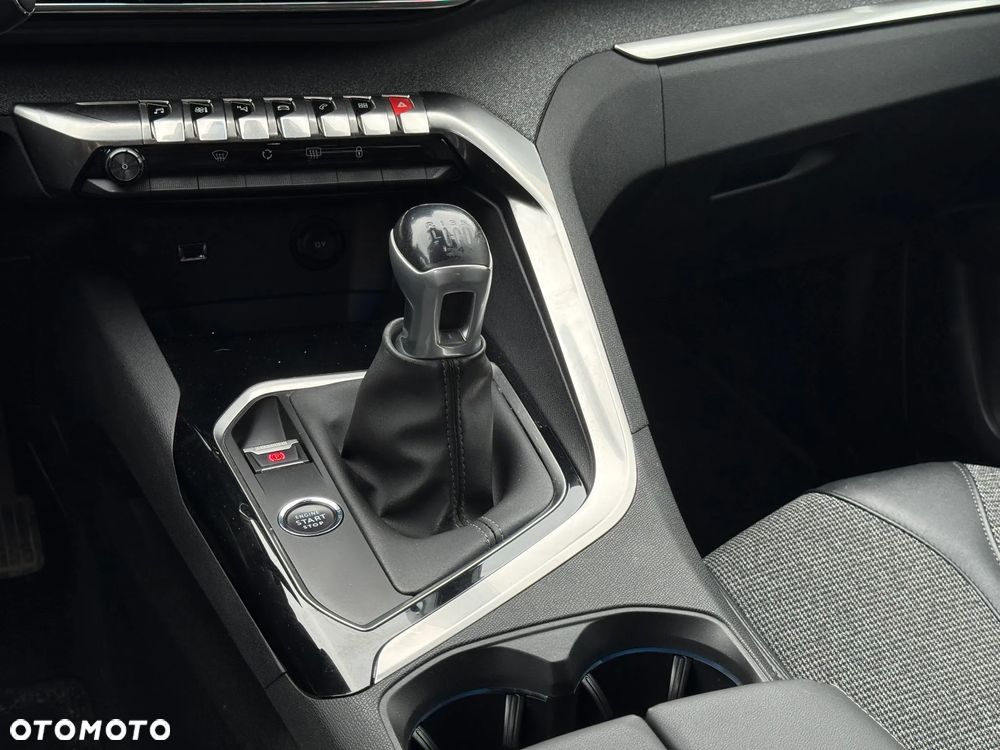 Peugeot 3008 1.5 BlueHDi Allure Pack S&S - 13