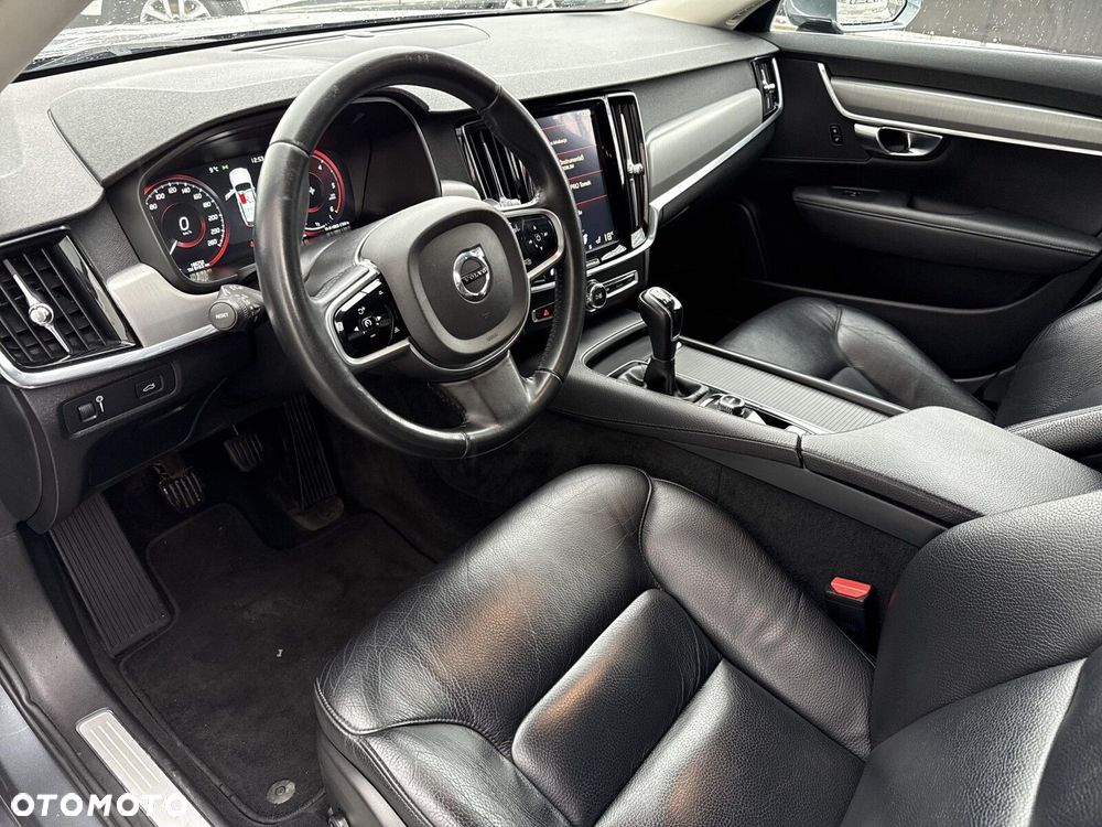 Volvo V90 D3 Momentum - 12