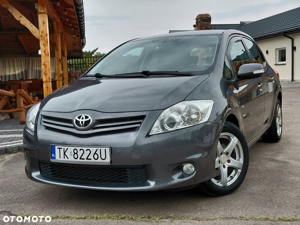 Toyota Auris 2.0 D-4D - 16