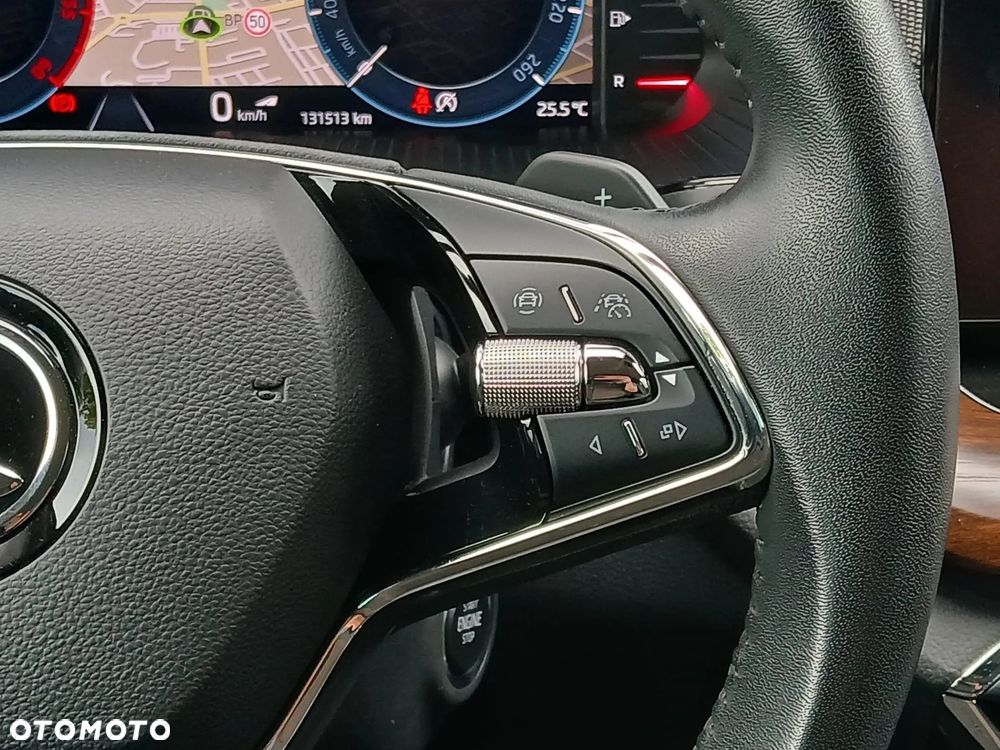 Skoda Octavia 2.0 TDI 4x4 Scout DSG - 24