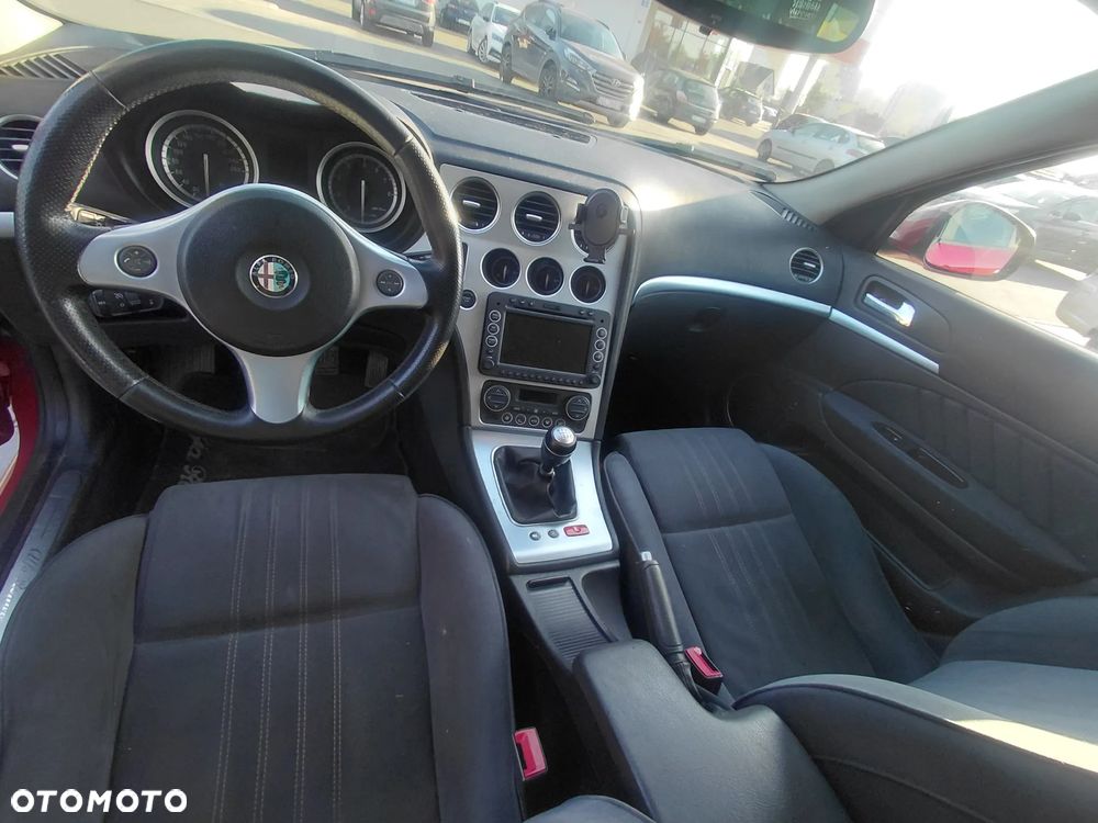 Alfa Romeo 159 2.2JTS Distinctive - 18