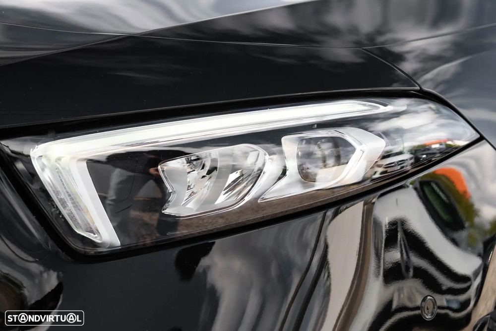 Mercedes-Benz A 250 e 8G-DCT Edition AMG Line - 42