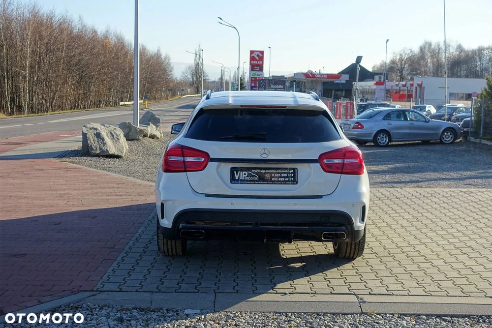 Mercedes-Benz GLA AMG 45 4Matic AMG Speedshift 7G-DCT AMG Night Edition - 6