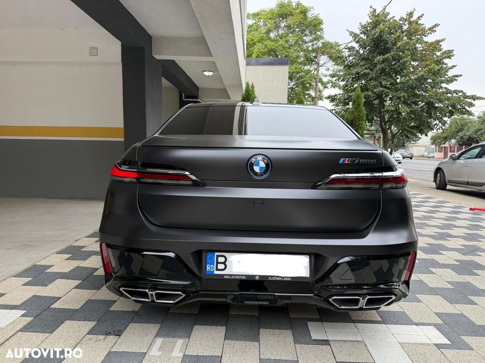 BMW M7 M760e xDrive AT PHEV - 6