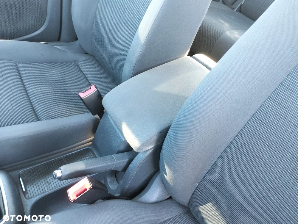 Volkswagen Golf Plus 1.9 TDI Comfortline - 20