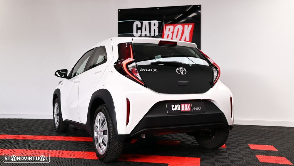 Toyota Aygo X 1.0 Play CVT - 8