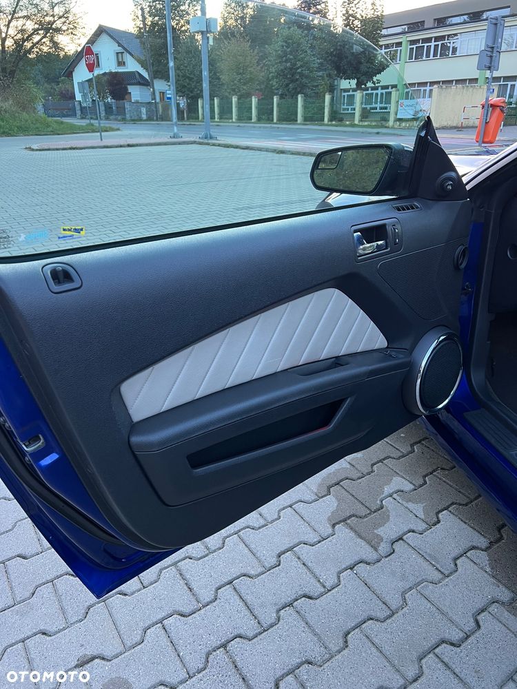 Ford Mustang 3.7 V6 Premium - 20