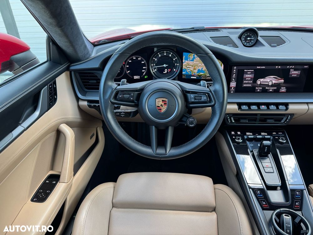 Porsche 911 Carrera 4S PDK - 12