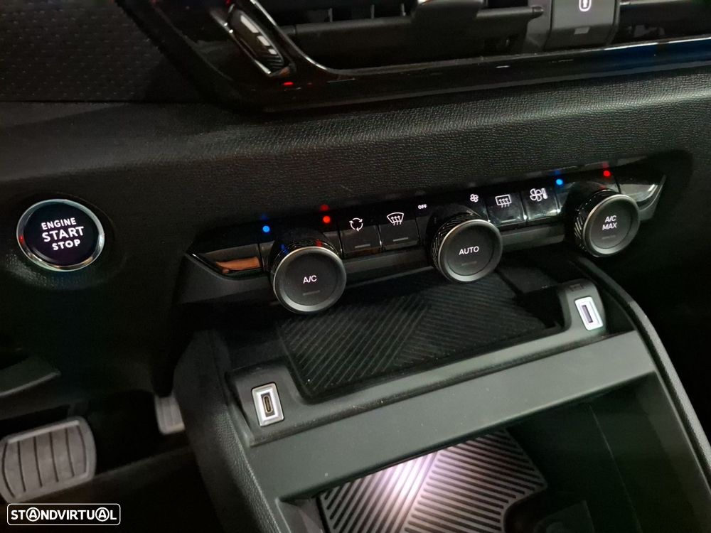 Citroën C4 X 1.2 Hybrid Max e-DSC6 - 19