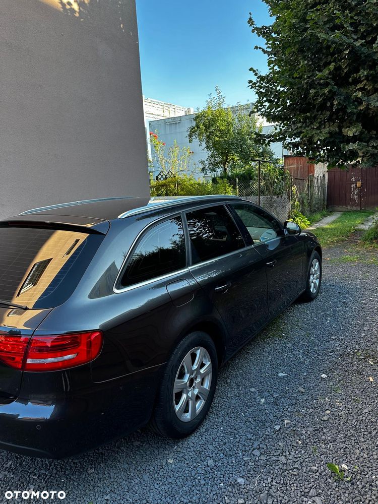 Audi A4 Avant 2009 photo 4