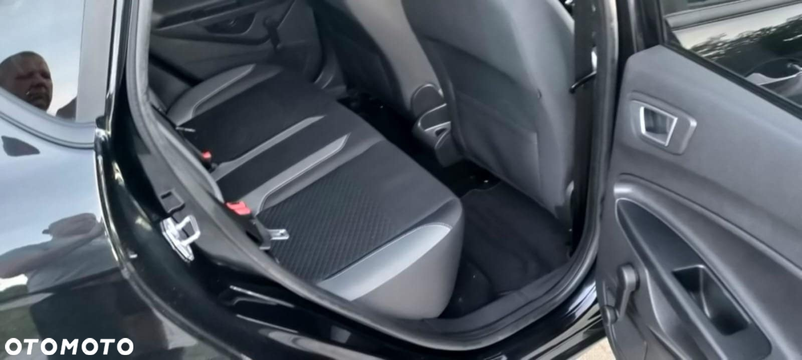 Ford Fiesta 1.0 EcoBoost Trend - 14